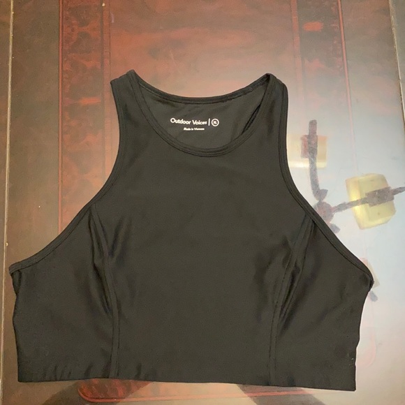 Outdoor Voices - Picture 1 of 3